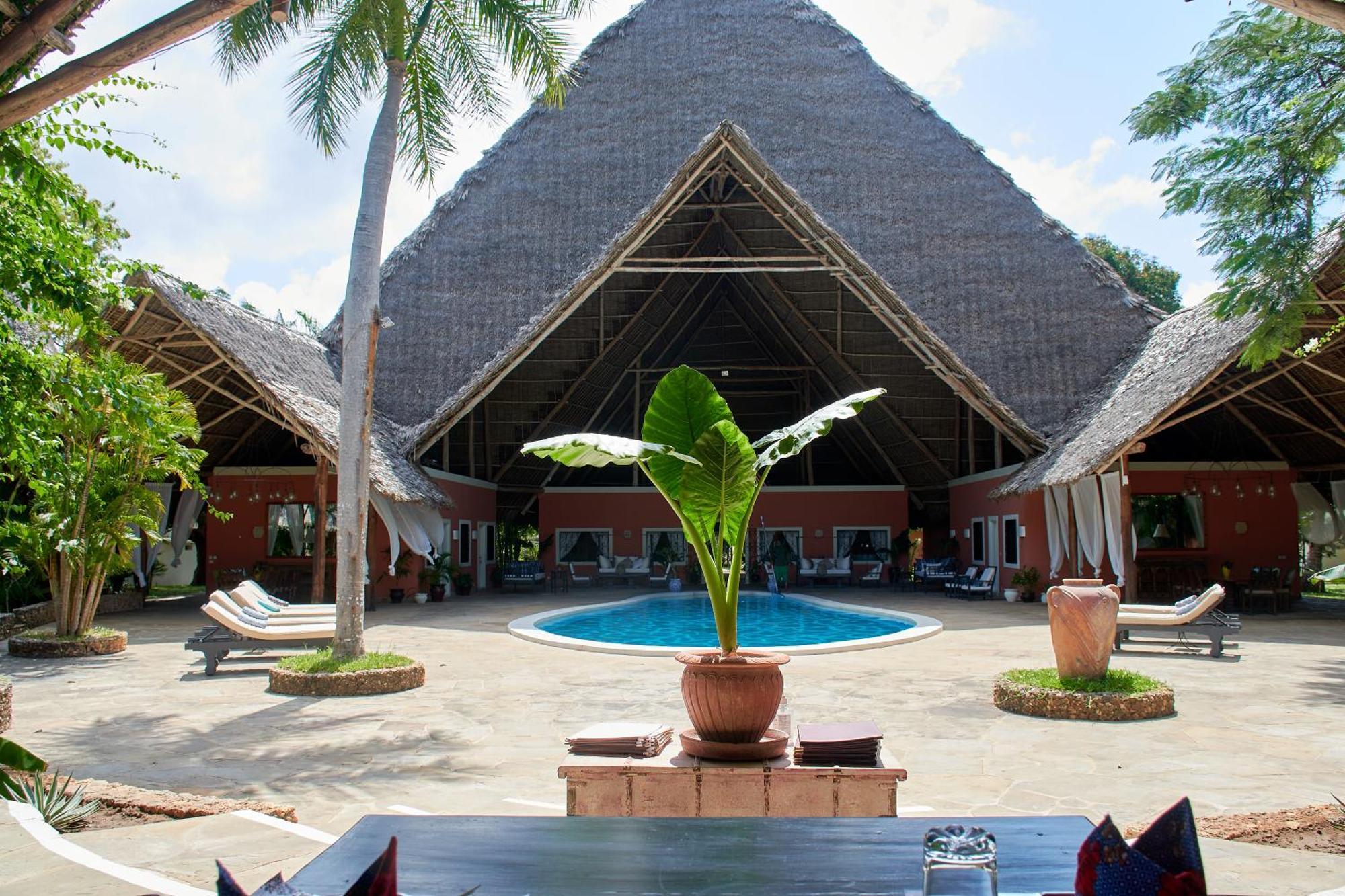 Saffron Garden Malindi Hotel Exterior photo